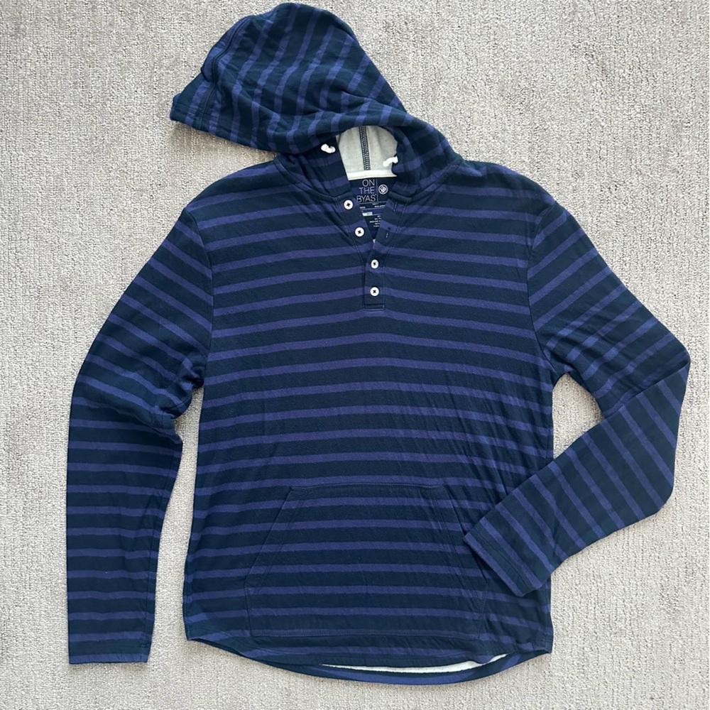 On The Byas Men’s Pullover Hoodie